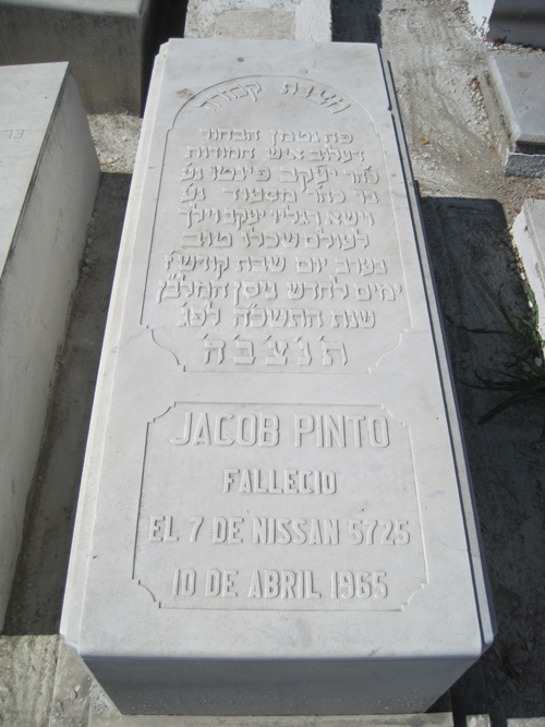 Stèle de pinto jacob