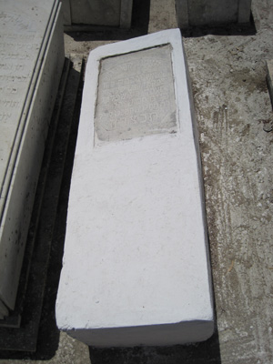 Stèle de benarroch isaac