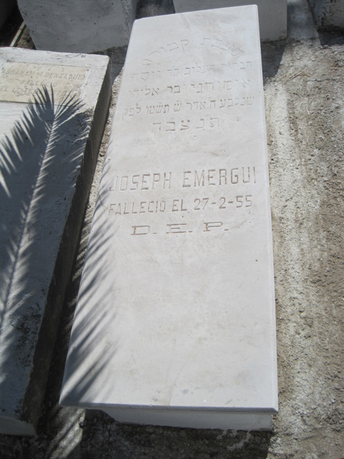 Stèle de emergui joseph