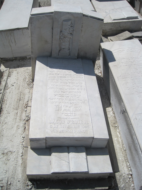 Stèle de botbol jacob