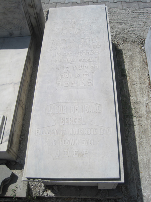 Stèle de bergel jacob