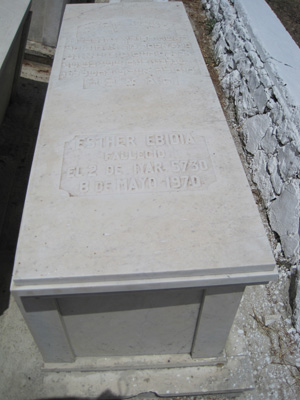 Stèle de ebidia esther