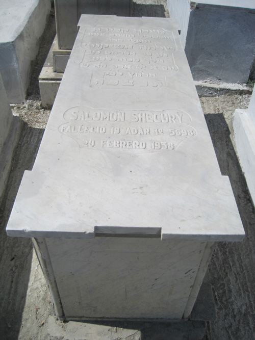 Stèle de checury salomon