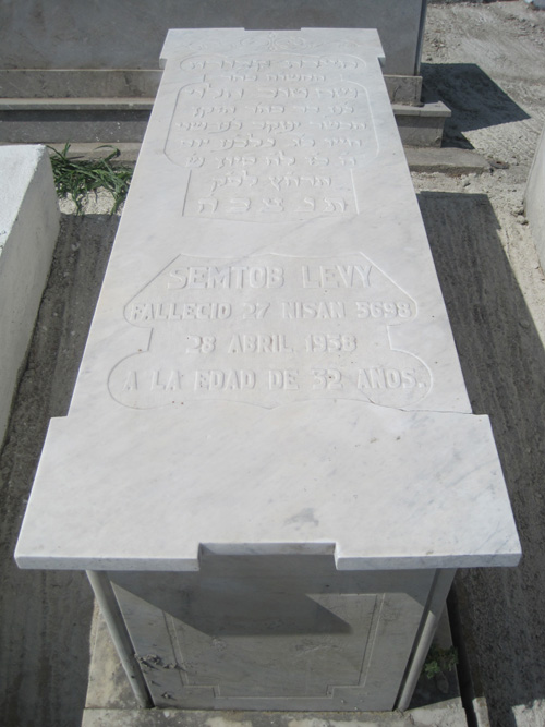 Estela de levy semtob
