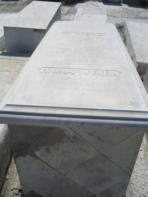 Stèle de miyara hnina