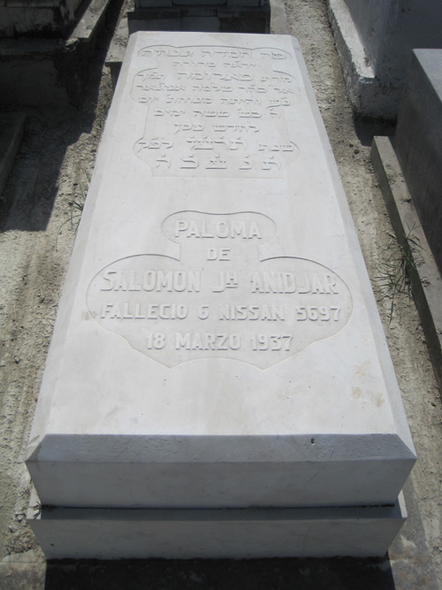 Stèle de anidjar paloma