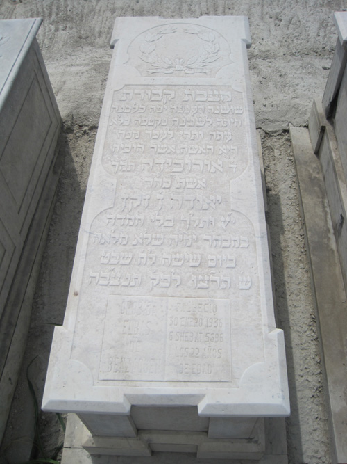 Stèle de benzaquen orobida