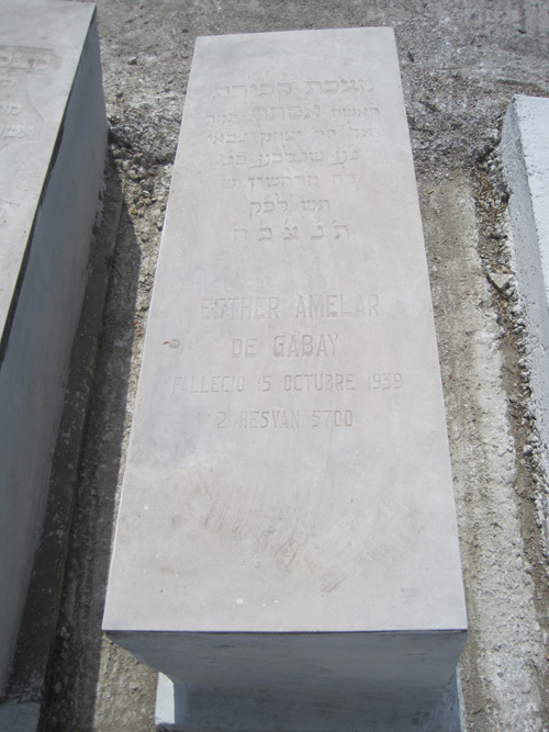 Stèle de gabay esther