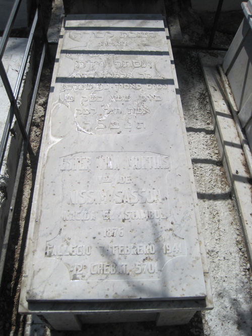 Grabstein von sasson esther nissim