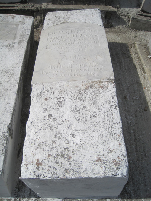 Stèle de bentolila luna