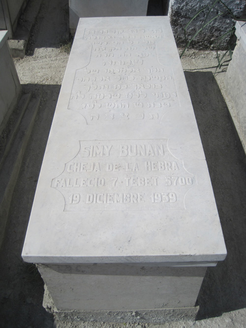 Stèle de bunan simy