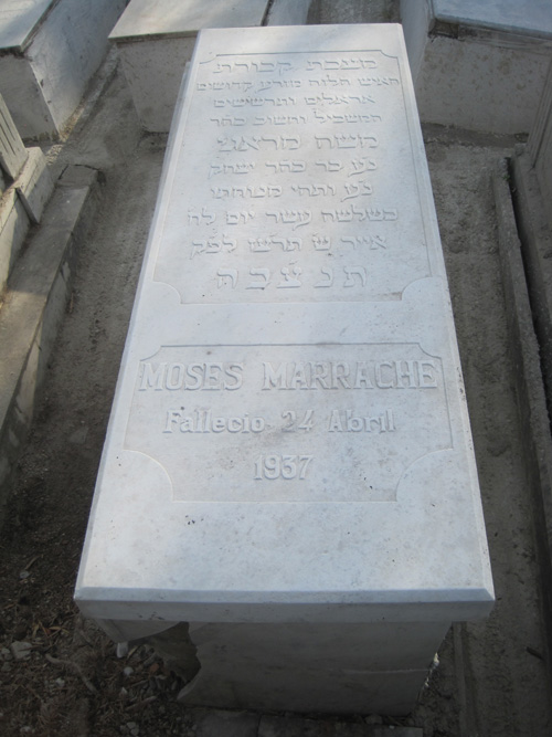 Lápide de marrache moses
