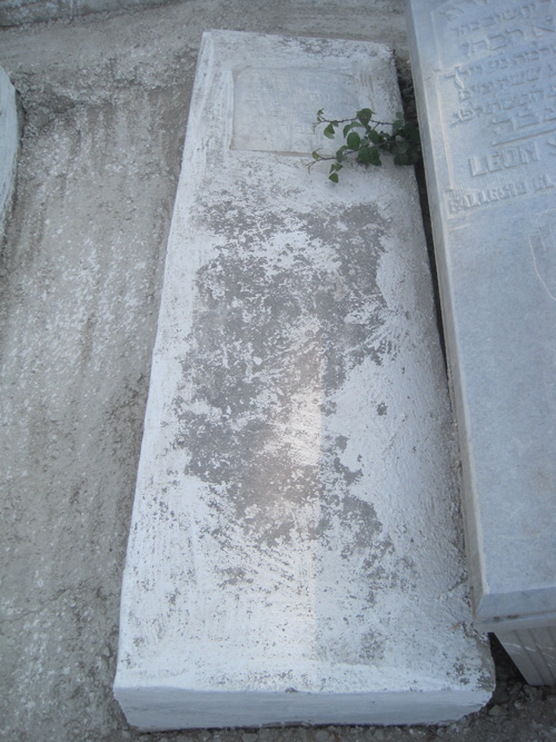 Stèle de benlolo mose