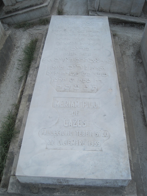 شاهدة قبر cazes miriam