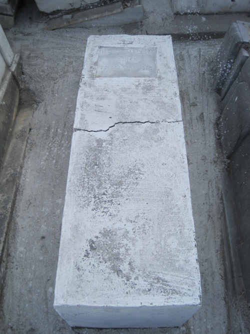 Stèle de barcesat messody