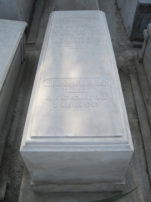 Estela de nahmiash abraham
