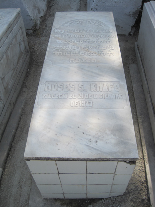 Stèle de knafo moses