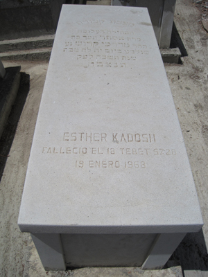 Stèle de kadoch esther