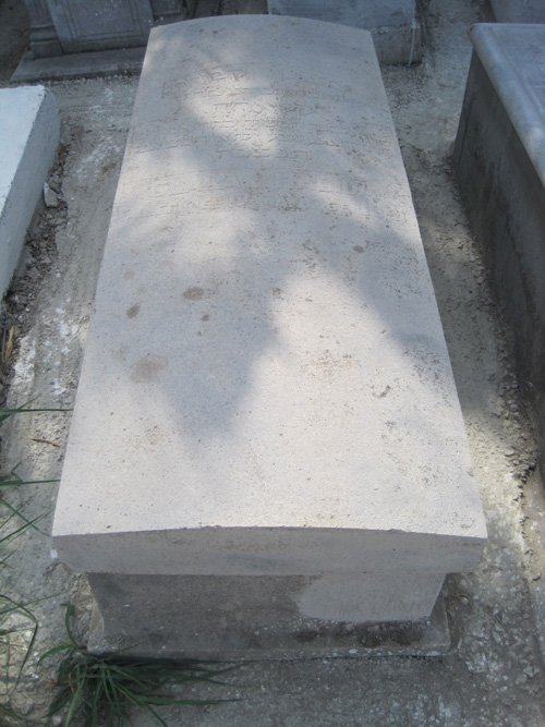 Stèle de hadida clara