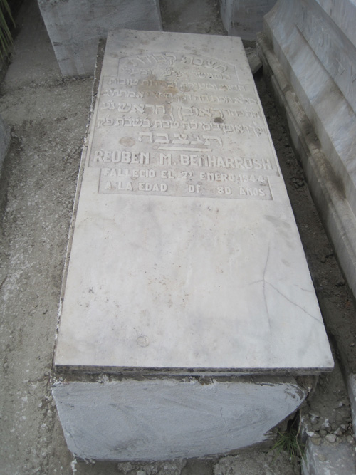 Stèle de benarroch reuben