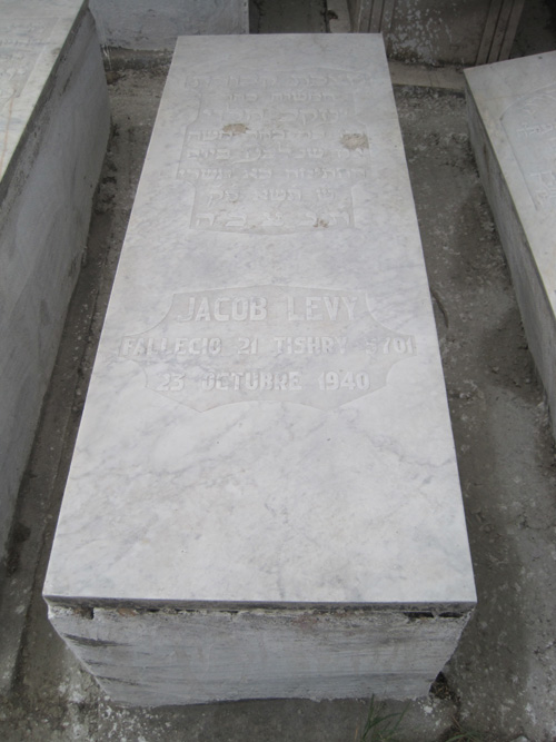 Stèle de LEVY JACOB