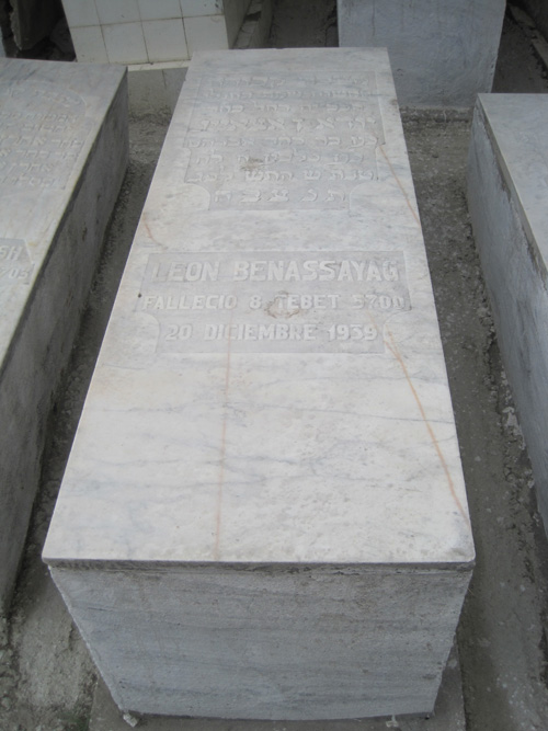 Stèle de benassayag leon