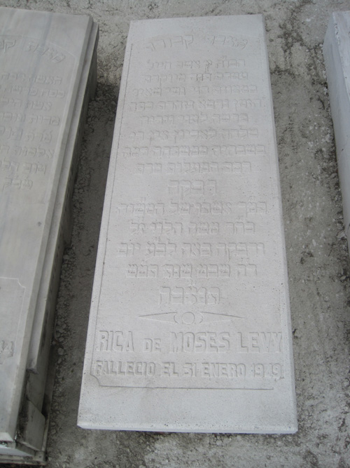 Stèle de levy rica