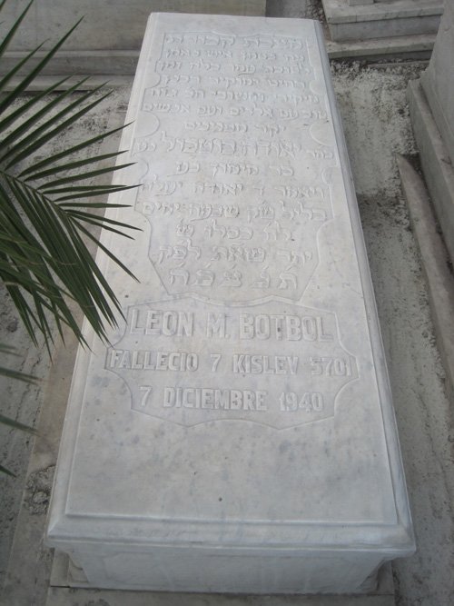 Stèle de botbol leon