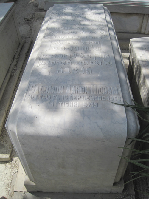 Stèle de niddam salomon