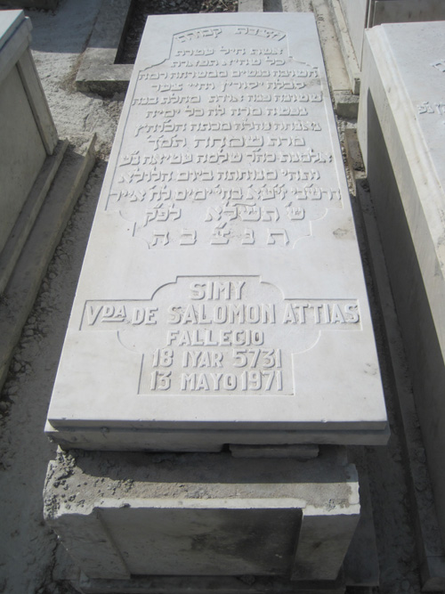 Stèle de attias simy