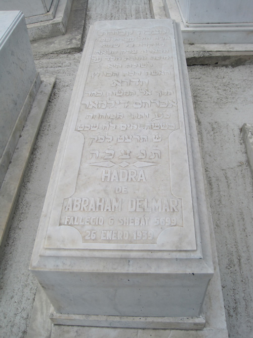 Stèle de delmar hadra