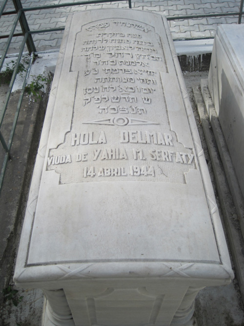 Stèle de delmar hola