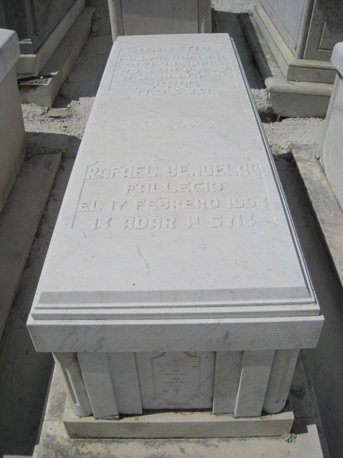 Grabstein von bendelac rafael