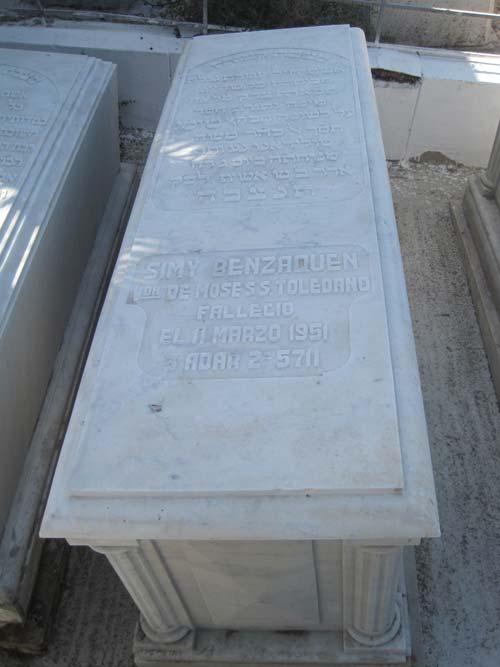 Stèle de benzaquen simy