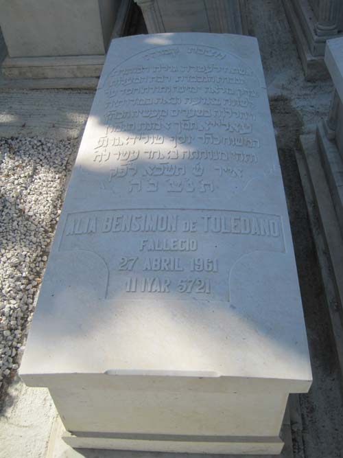 Stèle de toledano alia