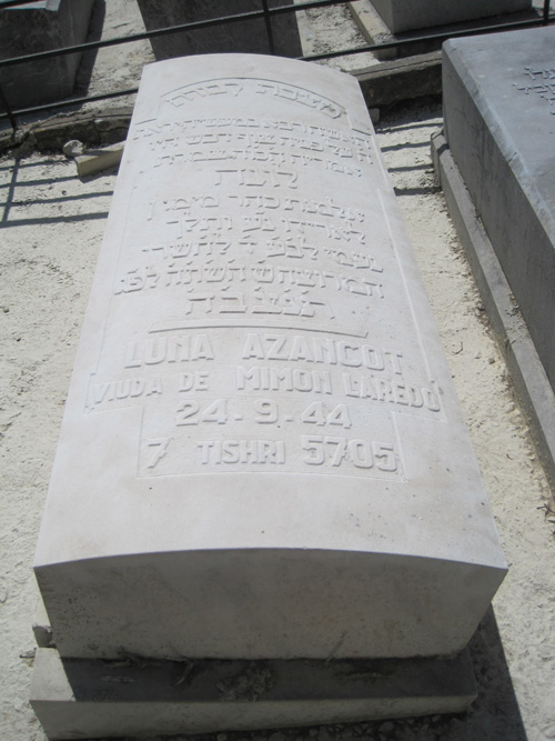 Stèle de azancot luna