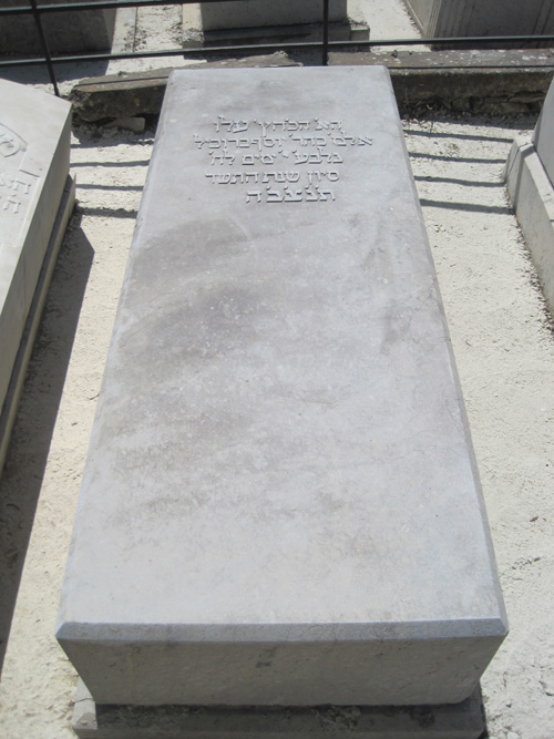 Stèle de barugel hallo