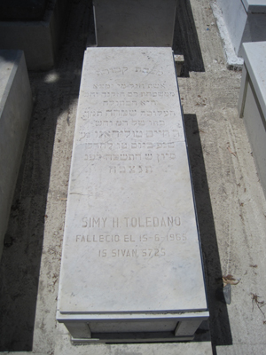 Stèle de toledano simy