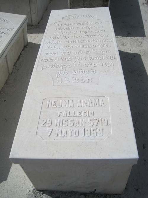 Lápide de arama nejma