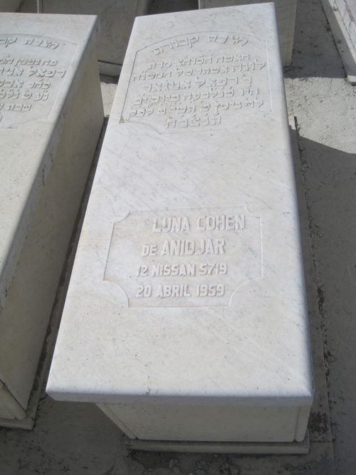 Stèle de anidjar luna