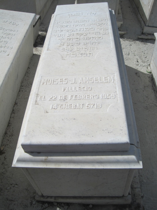 Stèle de amsellem moises