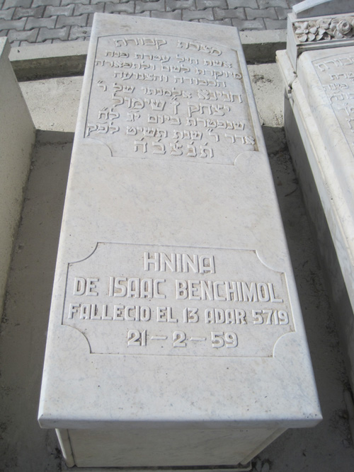 Stèle de benchimol hnina