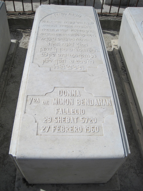 Stèle de bendahan donna