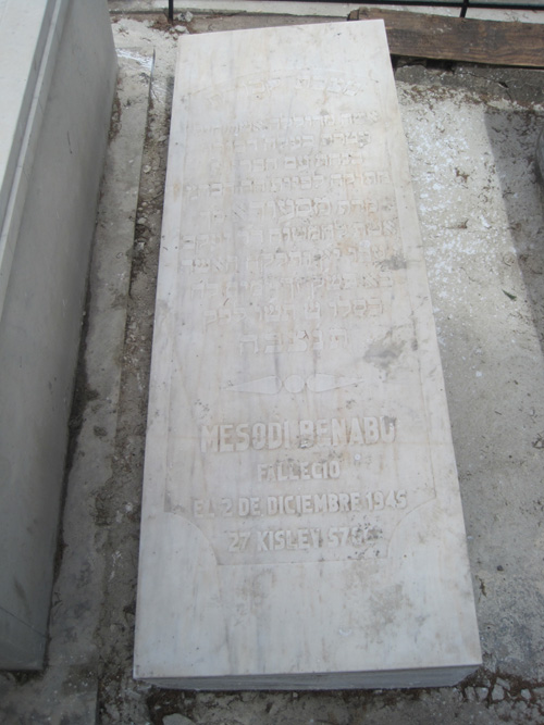 Stèle de benabu messody