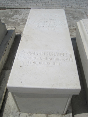 Stèle de nahon abraham
