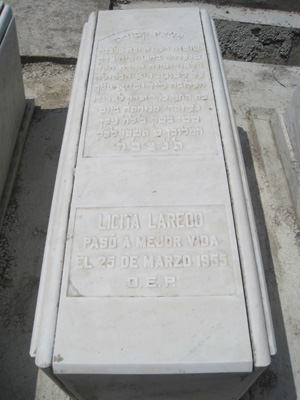 Stèle de laredo licita