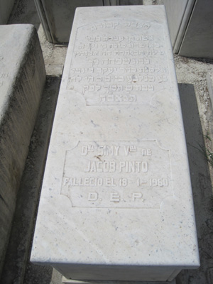 Stèle de pinto simy
