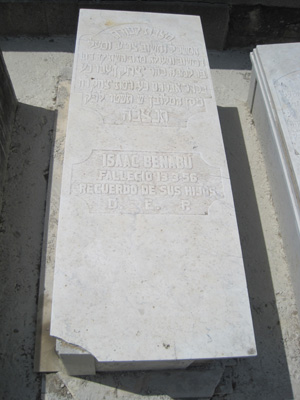 Lápide de benabu isaac