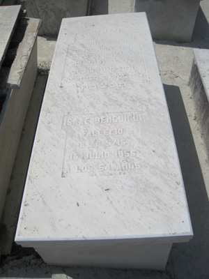 Stèle de benguigui isaac