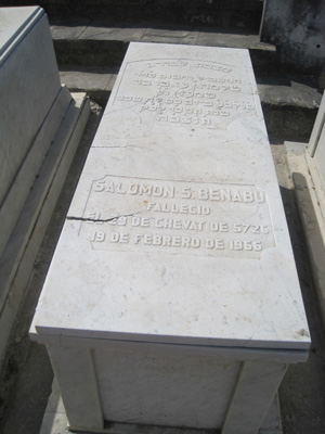 Lápide de benabu salomon